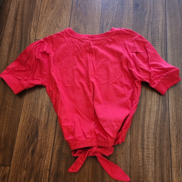 Forever 21 Red top ❤️ - Picture 4 of 4